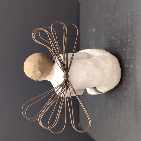 Willow Tree 2001 Angel of Comfort Boy and Dog Figurine. - Picture 3 of 7